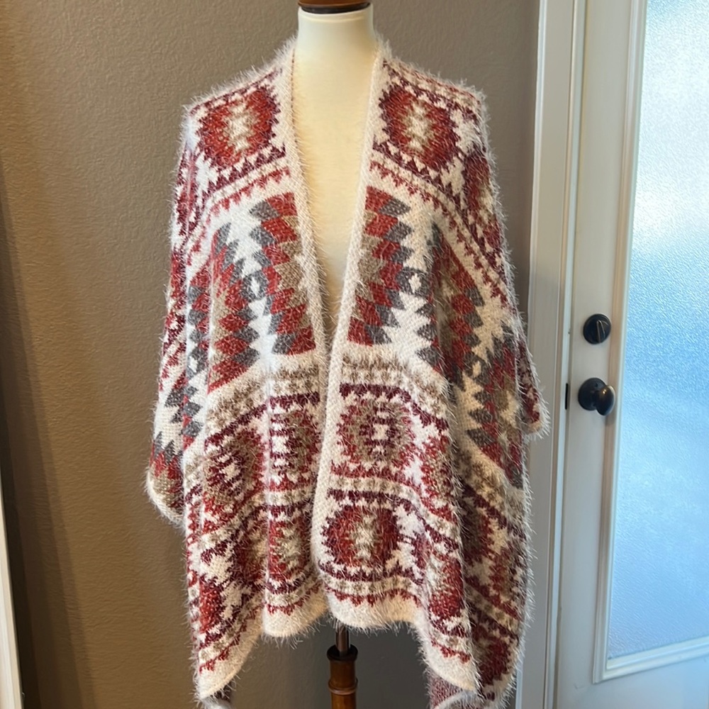 SHYANNE shawl ONE SIZE